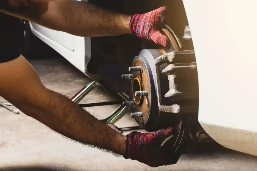 changer disques de frein de votre voiture