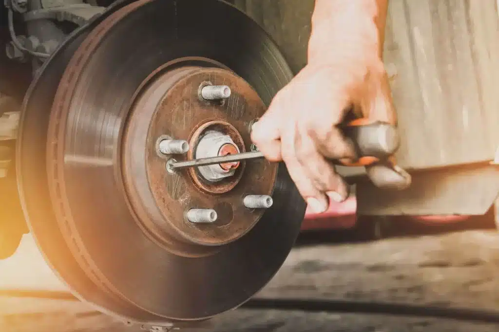 Démontage du système de freinage